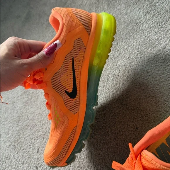 NIKE Running Orange Sneakers - Picture 6 of 9